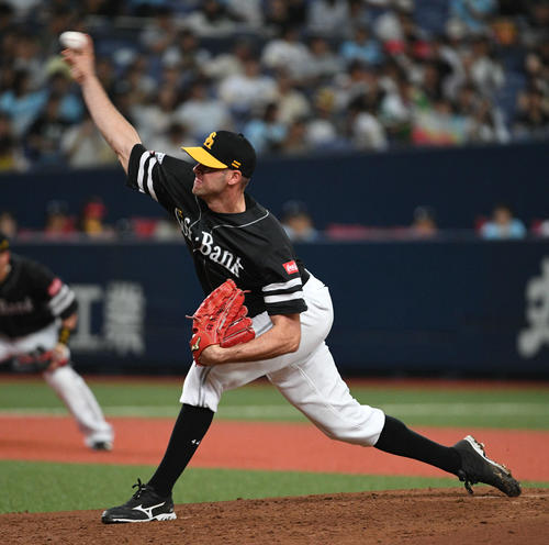 オリックス対ソフトバンク　ソフトバンク先発のリック・バンデンハーク（撮影・渦原淳）