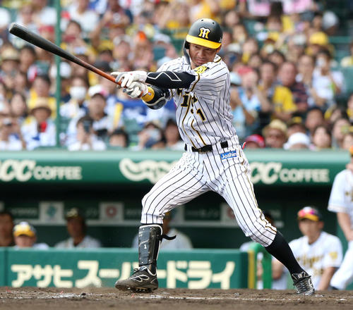 阪神対中日　6回裏阪神1死満塁、代打鳥谷は二ゴロに倒れる（撮影・上山淳一）