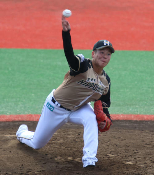 イースタン・リーグ　楽天対日本ハム　先発登板した日本ハム吉田輝（撮影・山崎純一）