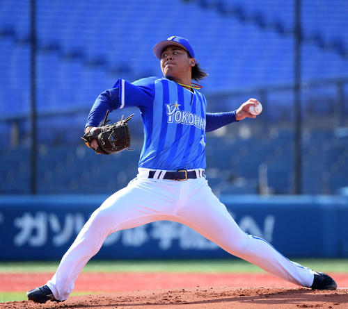 紅組の先発浜口（撮影・たえ見朱実）