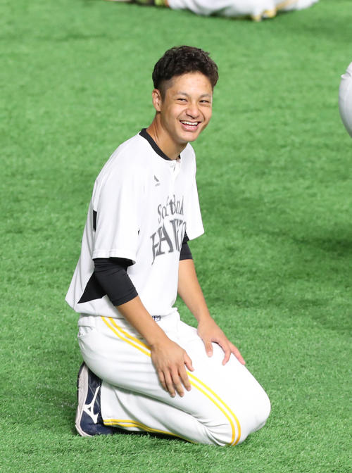 アップ中に笑顔を見せる大竹耕太郎（撮影・梅根麻紀）