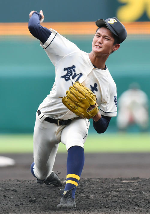力投する創志学園・西純矢
