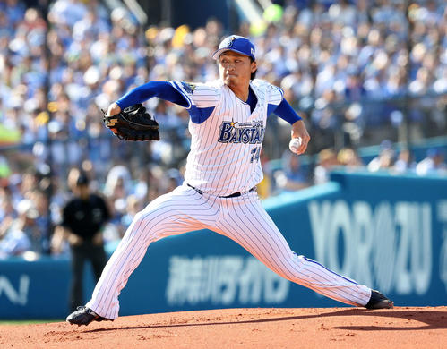 DeNA対阪神　先発し力投するDeNA石田（撮影・鈴木正人）