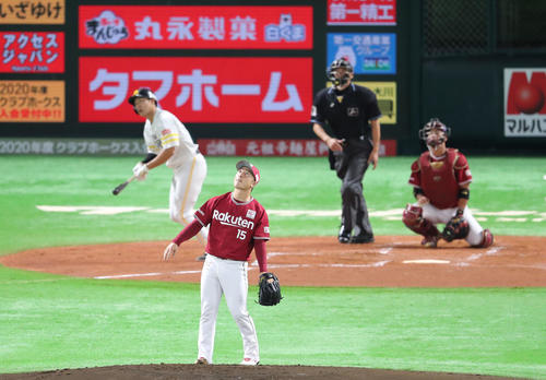 ソフトバンク対楽天　1回裏ソフトバンク2死、柳田悠岐に右越え同点本塁打を浴びた美馬学（撮影・梅根麻紀）