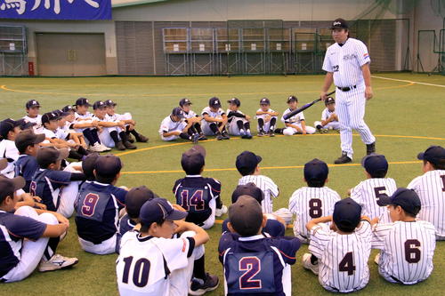 小学生時代は正しい形を学び、ひたすら基本を繰り返すことが大事だ