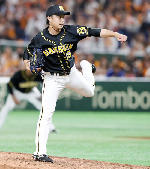巨人対阪神　5回裏、阪神3番手で登板する島本浩也（撮影・加藤哉）