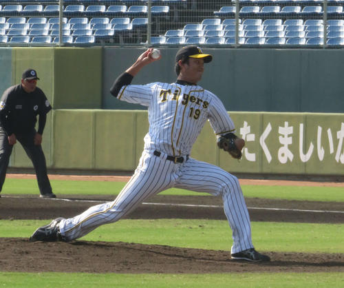 フェニックスリーグ巨人戦で1回無失点の阪神藤浪（撮影・桑原幹久）