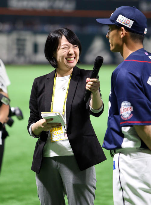球団公式映像中継リポーター海里さん