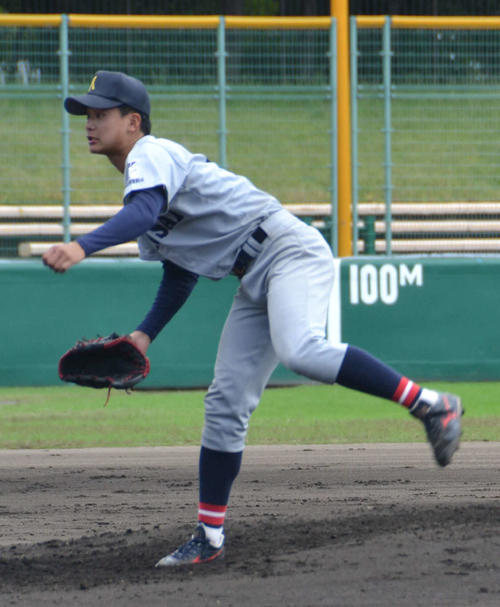 8回無失点と好投した関大・森翔平投手