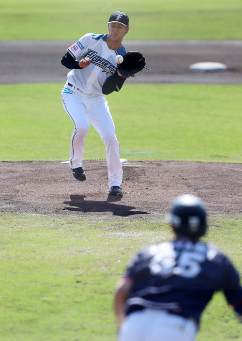 日本代表対日本ハム　日本戦に先発した田中（撮影・加藤哉）