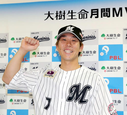 大樹生命6月月間MVPに選出されたロッテ鈴木大地（2019年7月8日撮影）