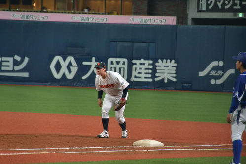 7番一塁で先発出場し、1安打1四球だった元オリックスの園部