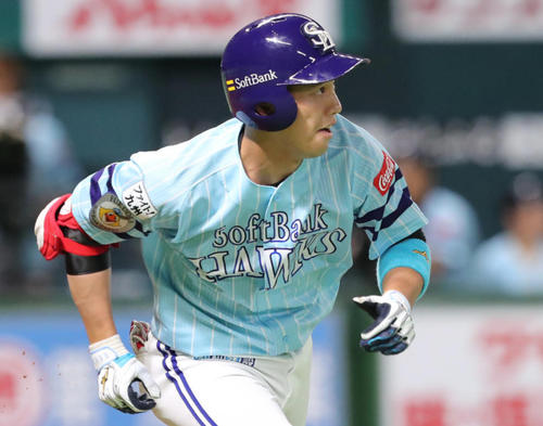 ソフトバンク栗原陵矢（2019年7月24日撮影）