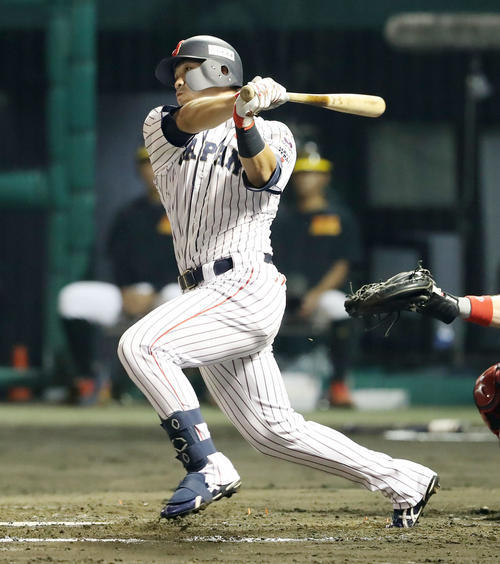 鈴木誠也外野手