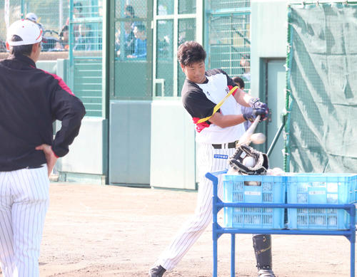 ロッテ松田進（2019年11月2日撮影）
