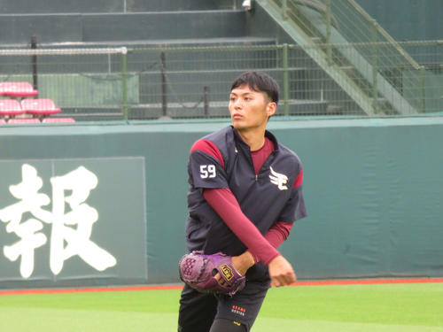 楽天熊原健人（2019年6月10日撮影）