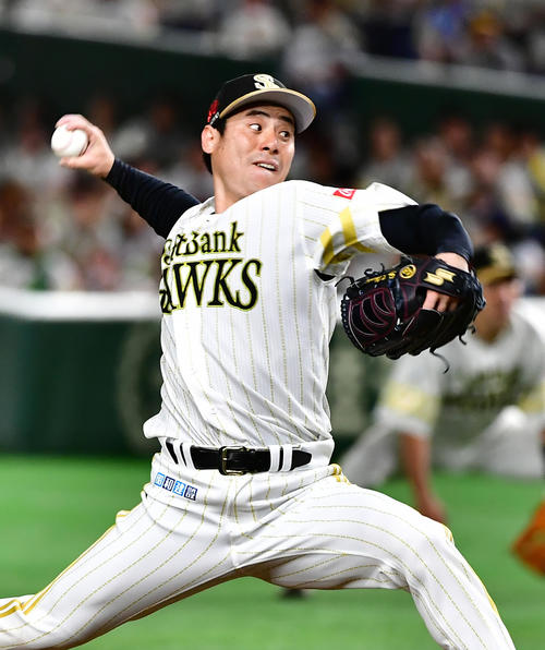 ソフトバンク岡本健（2018年7月9日撮影）