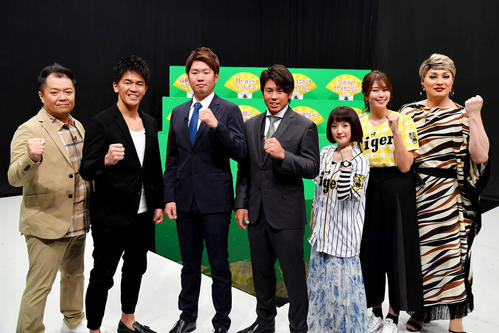 MBSテレビの「戦え！　スポーツ内閣」に出演する左から小杉、武井、阪神西と梅野、千秋、稲村、ナジャ