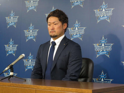 契約更改したDeNA戸柱