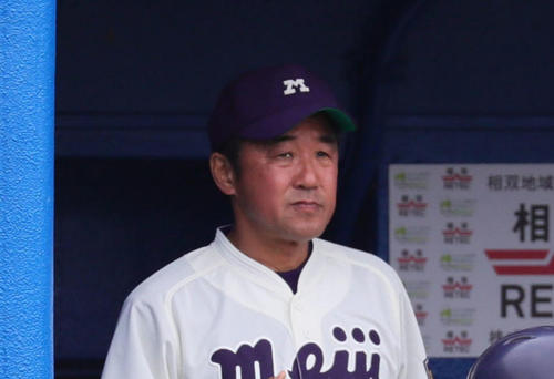 明大の田中コーチ（2016年6月8日撮影）