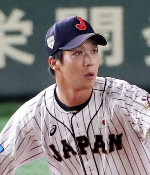 山田哲人