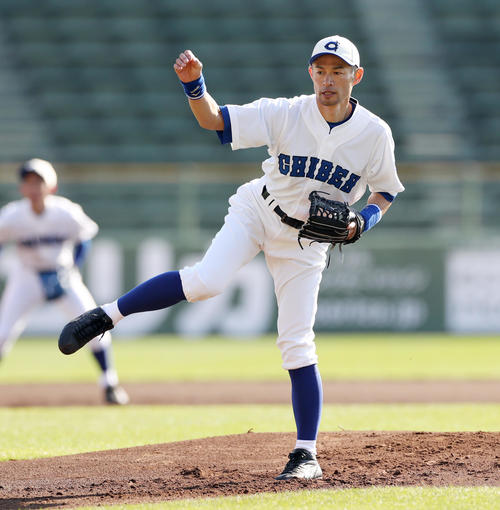 先発し力投するイチロー氏（撮影・前田充）