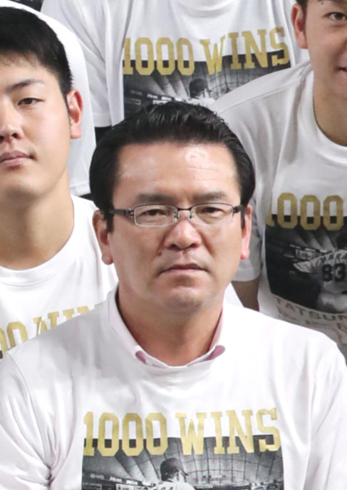 巨人大塚淳弘球団副代表（2019年7月30日撮影）