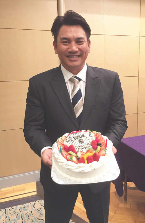 報道陣から45歳の誕生日を祝われたロッテ井口監督
