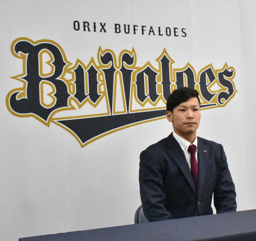 契約更改を終えたオリックス中川（撮影・真柴健）