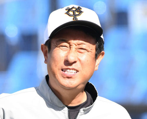 巨人宮本コーチが ズムサタ に涙の凱旋生出演 プロ野球写真ニュース 日刊スポーツ