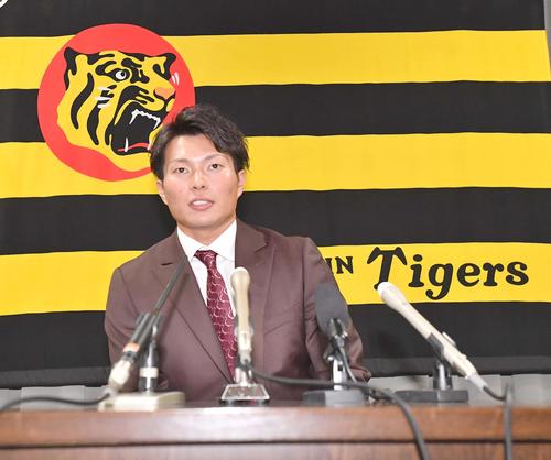 契約更改し会見する北條史也（撮影・上田博志）