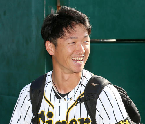 阪神近本光司（2019年11月9日撮影）