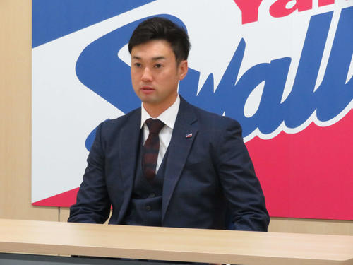 ダウンでの契約更改に「来季やり返す」と誓ったヤクルト石山