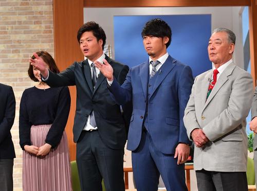 「熱血！タイガース党」に出演する守屋（左）と高山。右は福本氏（撮影・上田博志）