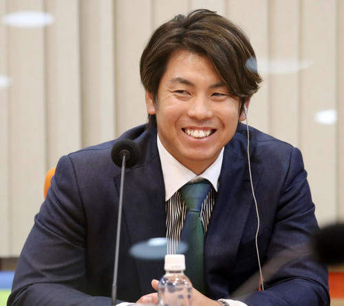 MBSラジオ「ベースボールパーク」に出演する梅野（撮影・加藤哉）