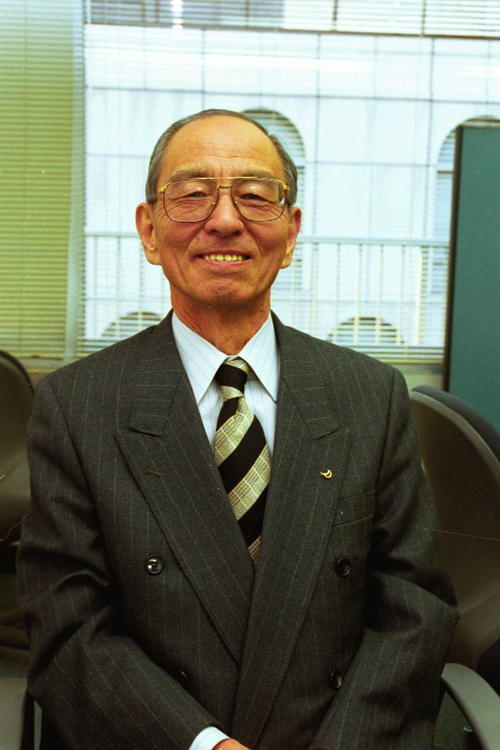 原野和夫氏（2000年12月28日撮影)