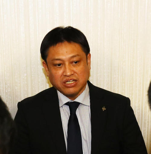 ロッテ松本球団本部長（2019年11月11日撮影）
