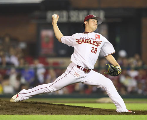 鈴木大地内野手の人的補償でロッテに移籍する小野郁投手（19年8月3日撮影）