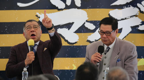 熱弁をふるう掛布氏（左）と田淵氏（撮影・渦原淳）