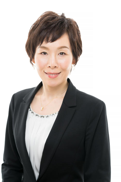 日本筆跡鑑定人協会会長の根本みきこ氏＝本人提供