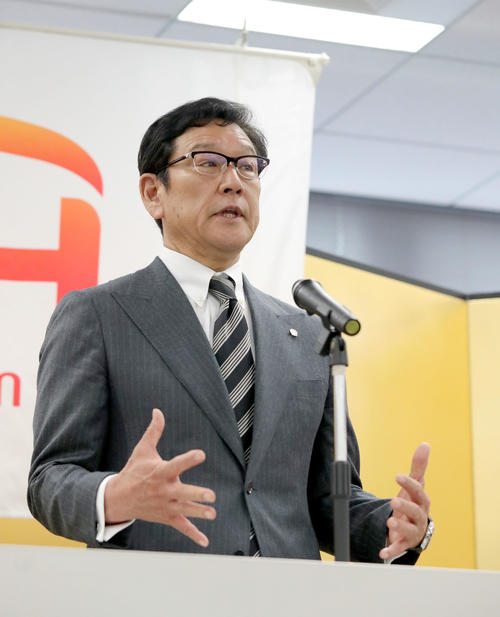 日本ハム株式会社東京支社での年頭式典であいさつをする日本ハム栗山監督（撮影・佐藤翔太）