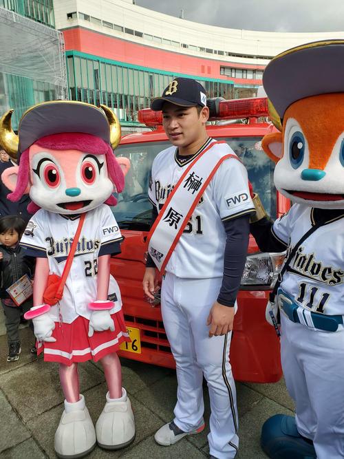大阪市消防出初式に参加したオリックス榊原