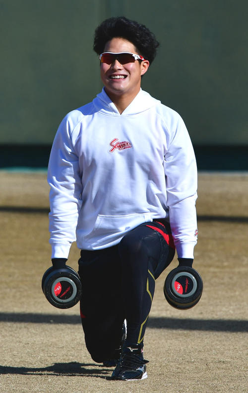 鳴尾浜で練習を行う阪神木浪（撮影・清水貴仁）