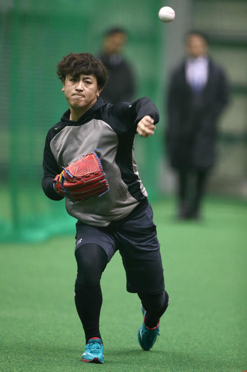 日本ハム河野竜生（2020年1月8日）