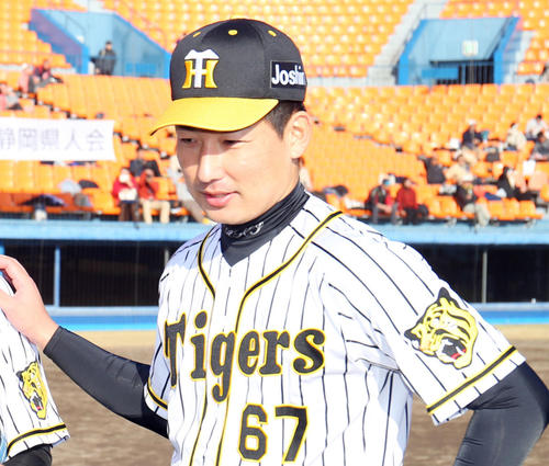 阪神岩崎優（2019年12月29日）