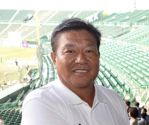県岐阜商・鍛治舎巧監督