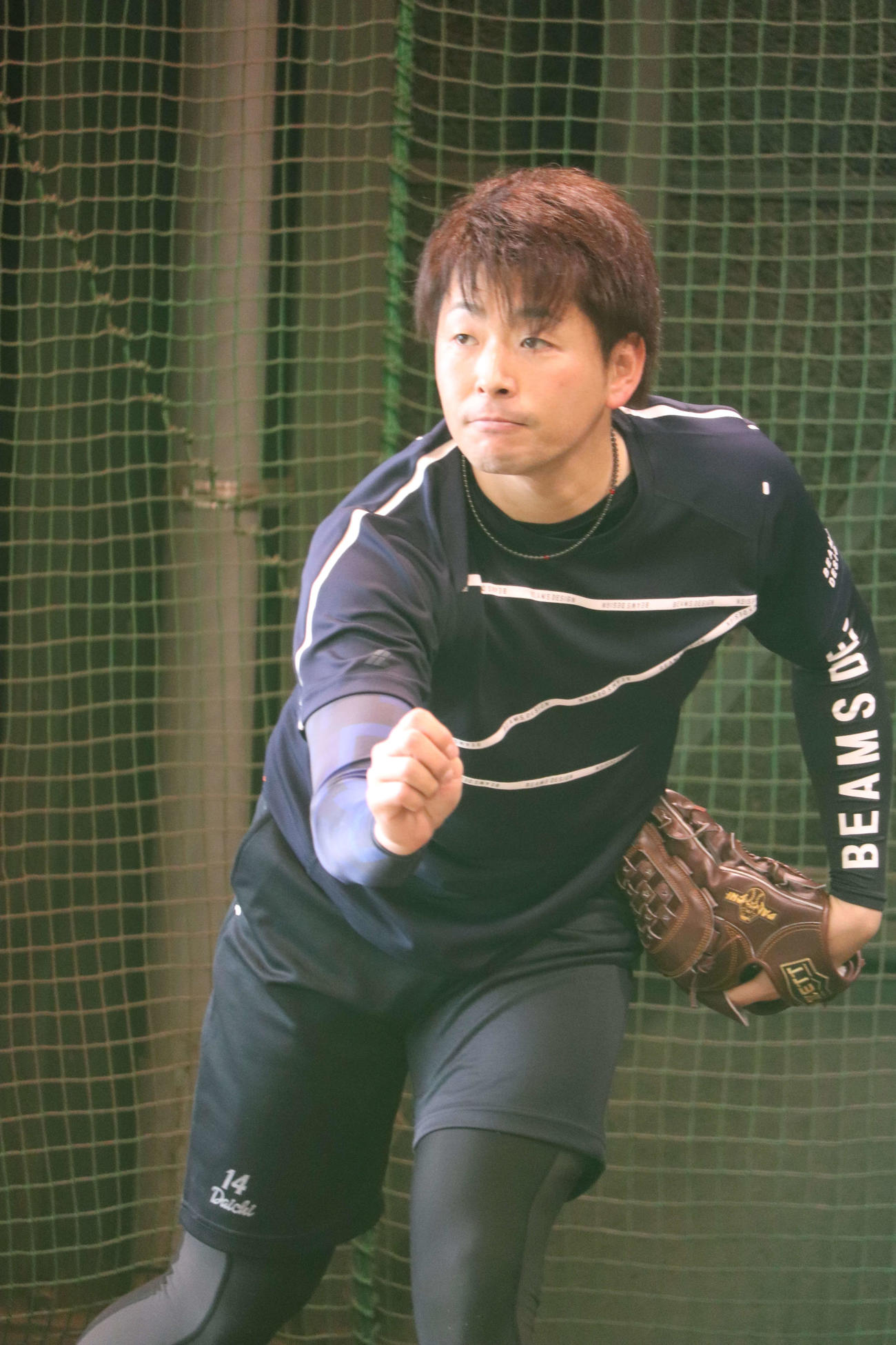 今年初ブルペンで投球練習を行った広島大瀬良（撮影・前原淳）
