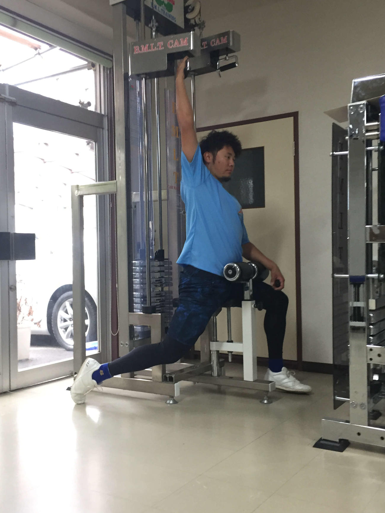 OB山本昌、岩瀬らが使ったジム「ワールドウイング」で初めて自主トレする中日鈴木博