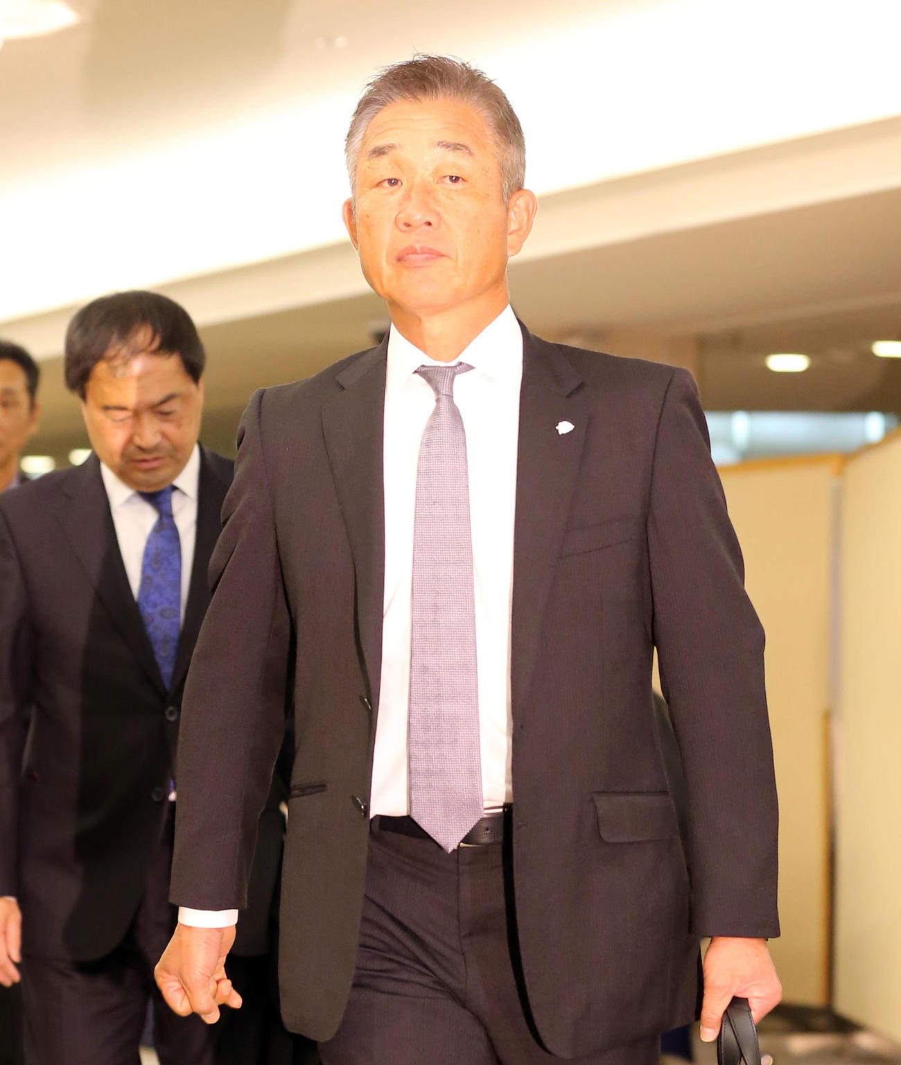 NPB12球団監督会議に出席する西武辻監督ら（撮影・浅見桂子）