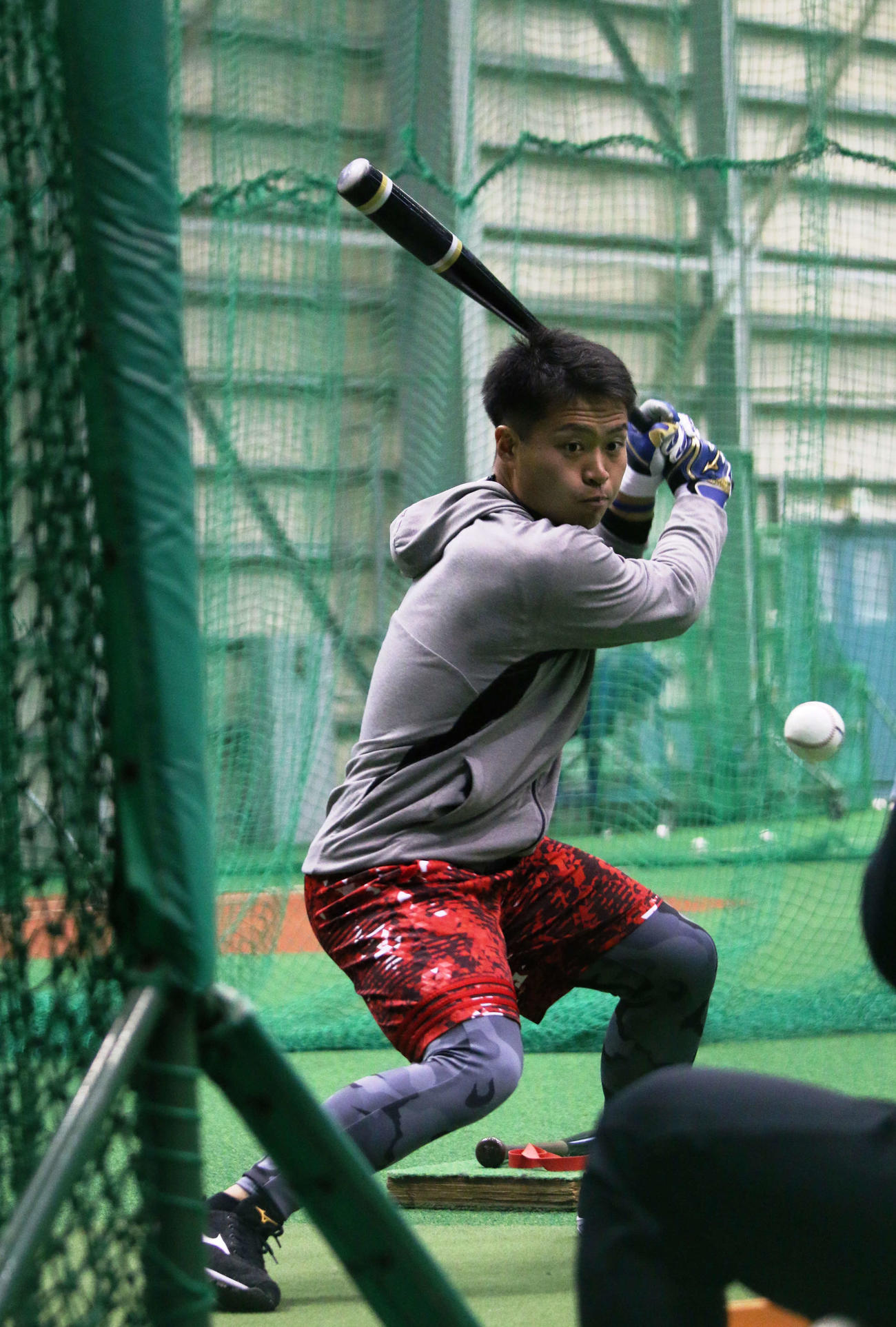 鎌ケ谷で自主トレを行った日本ハム今井（撮影・木下大輔）